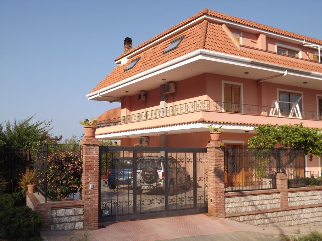 Villa Jovanna Letojanni Zewnętrze zdjęcie